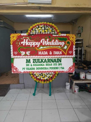 Papan Bunga di Sucen Gemawang
